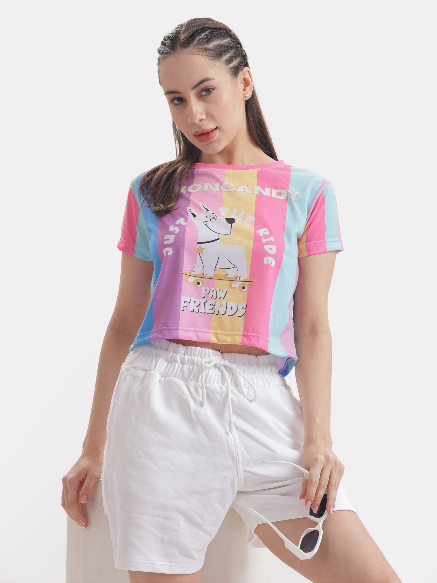 Rainbow : Board Riding Dog